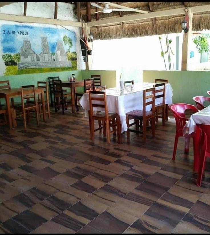 Hotel Templo Maya Xpujil Buitenkant foto
