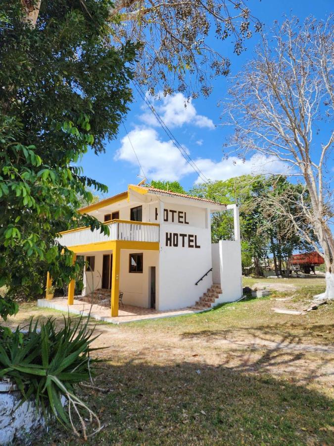 Hotel Templo Maya Xpujil Buitenkant foto